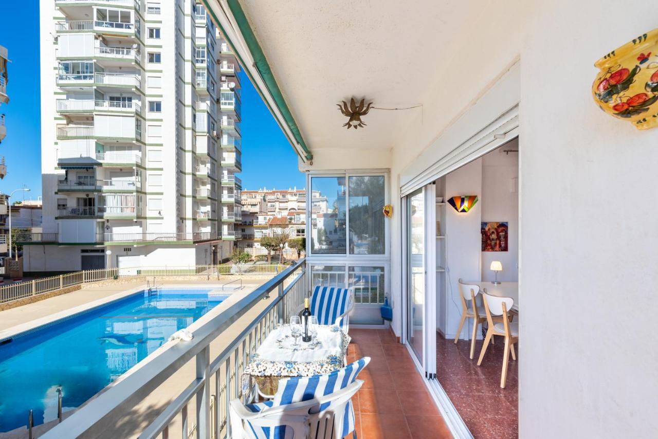 Seafront Apartment Torre Del Mar Dış mekan fotoğraf